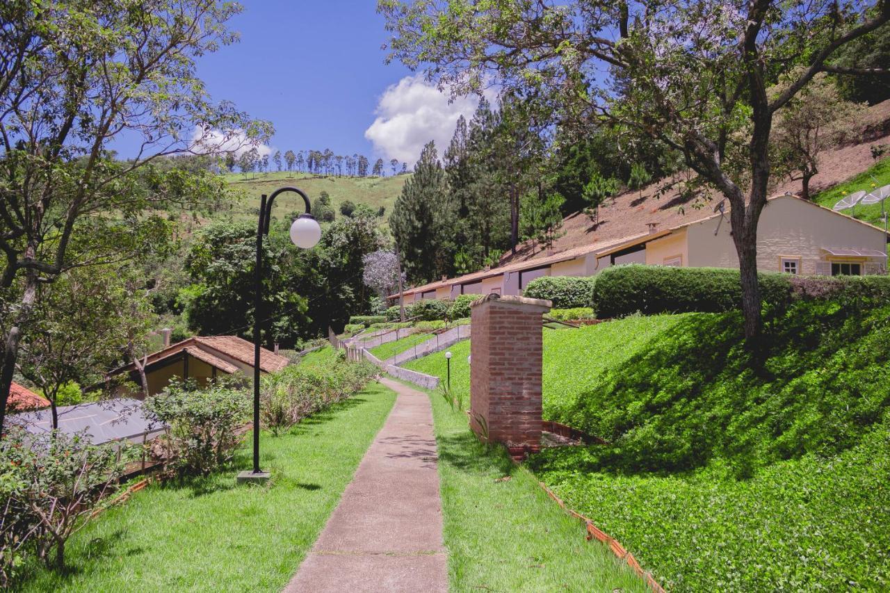 Pousada Recanto Dos Beija Flores Monte Alegre do Sul Εξωτερικό φωτογραφία